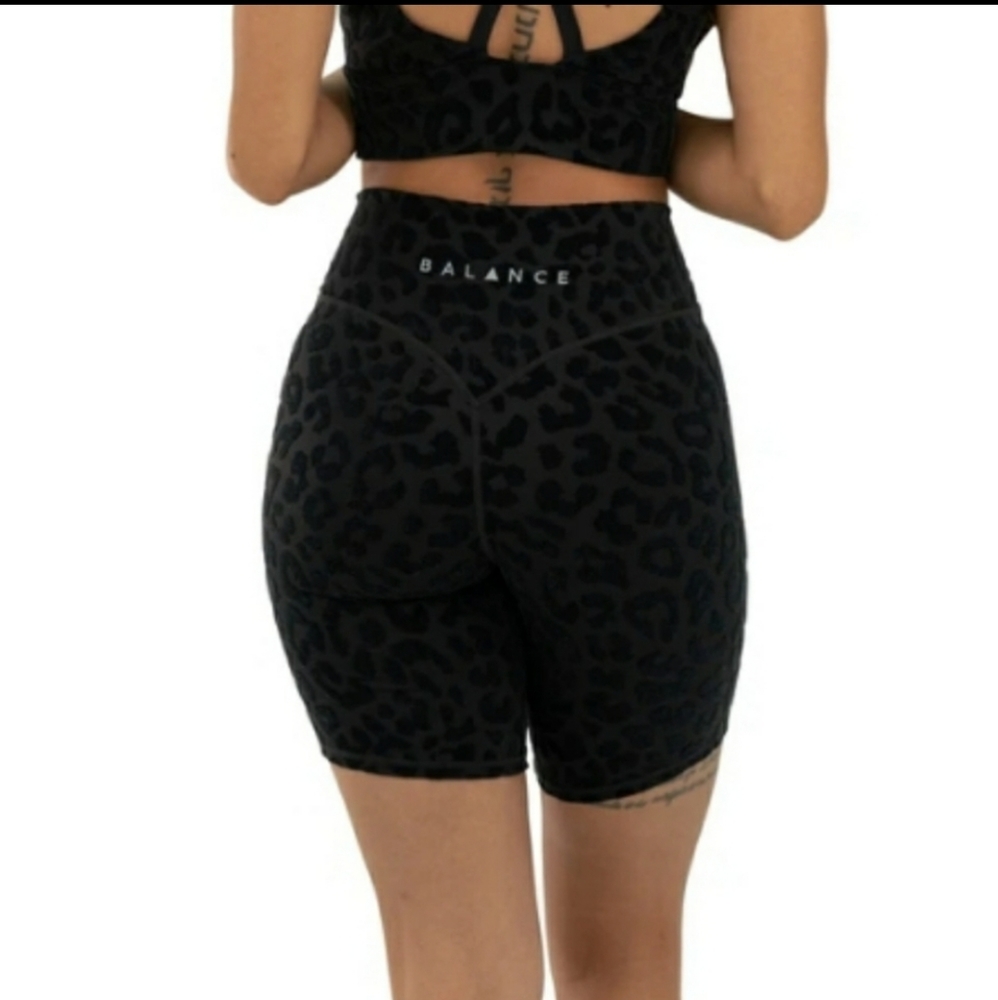 Balance athletica kingdom 2.0 lux rider shorts